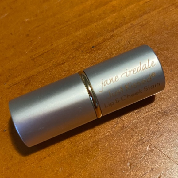 Jane Airedale Just Kissed Lip and Cheek Stain - Picture 5 of 15